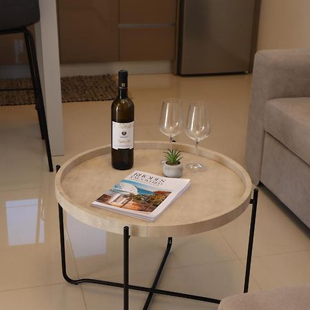 האראקי Merelia Luxury Guesthouse מראה חיצוני תמונה