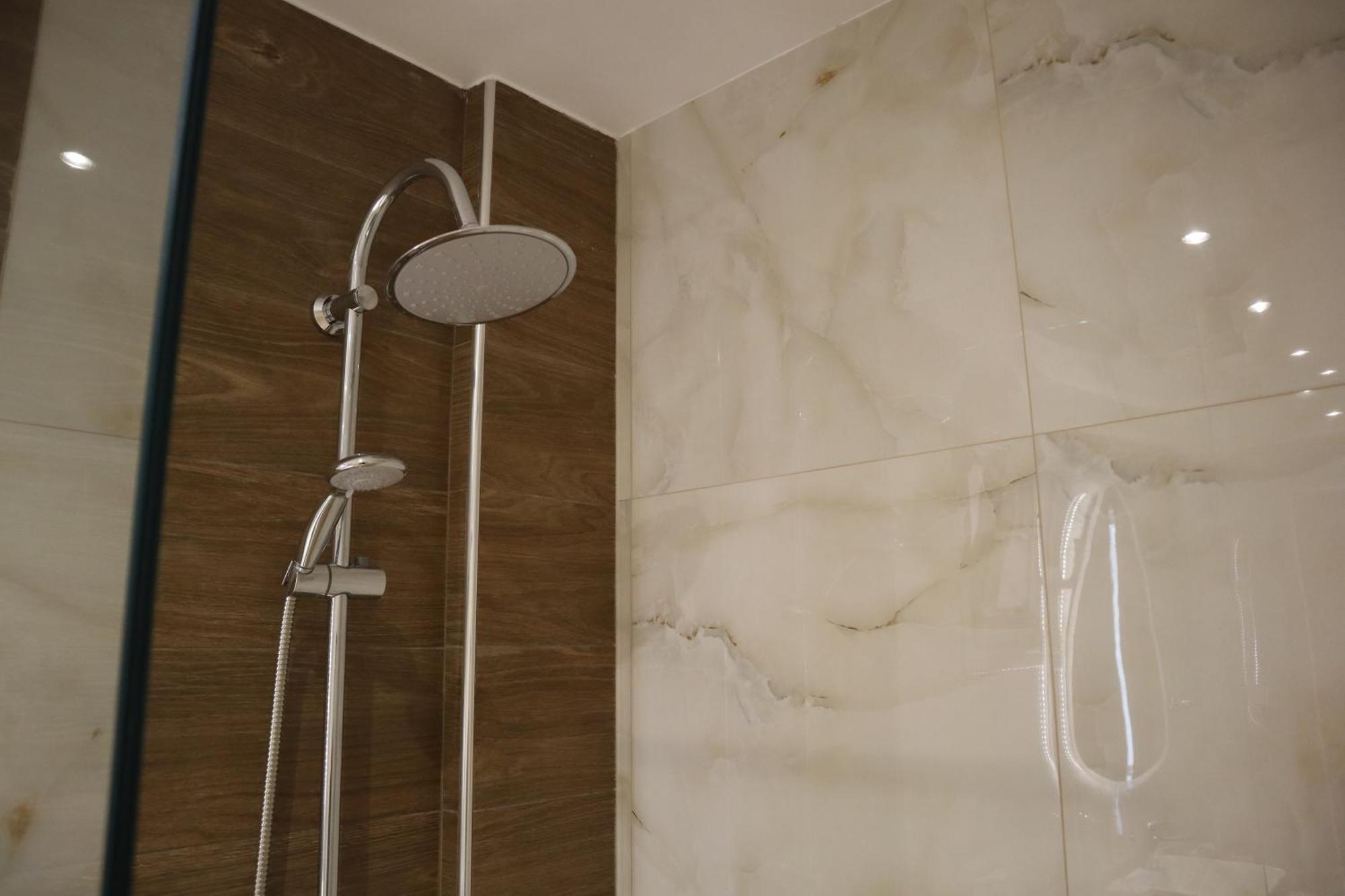 האראקי Merelia Luxury Guesthouse מראה חיצוני תמונה