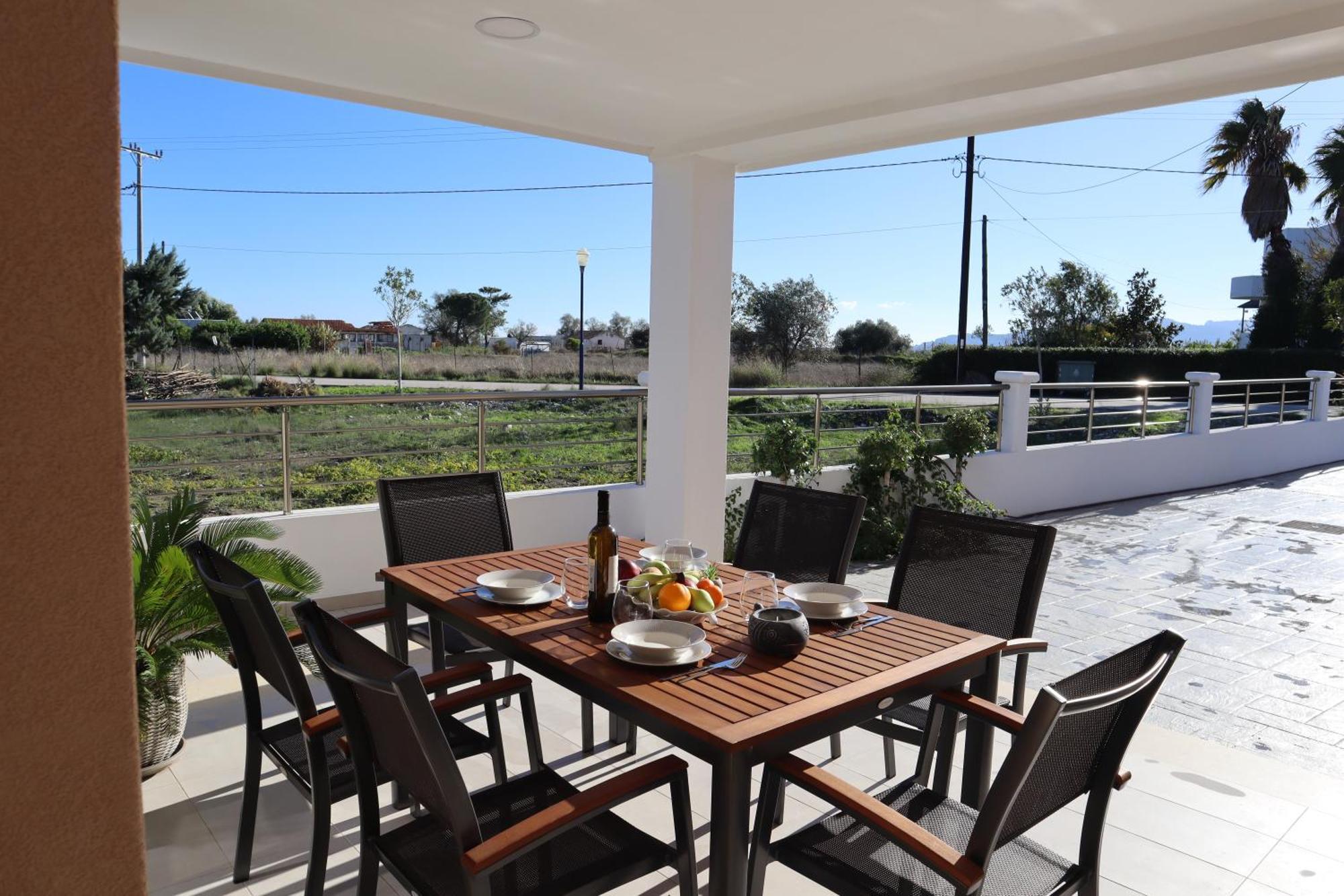 האראקי Merelia Luxury Guesthouse מראה חיצוני תמונה